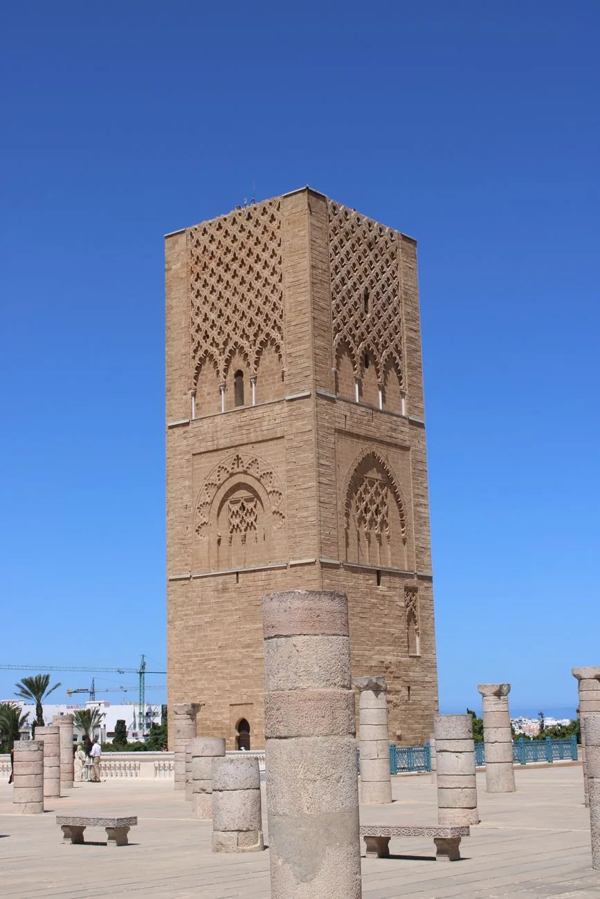 Tour Hassan et son esplanade de colonnes à Rabat